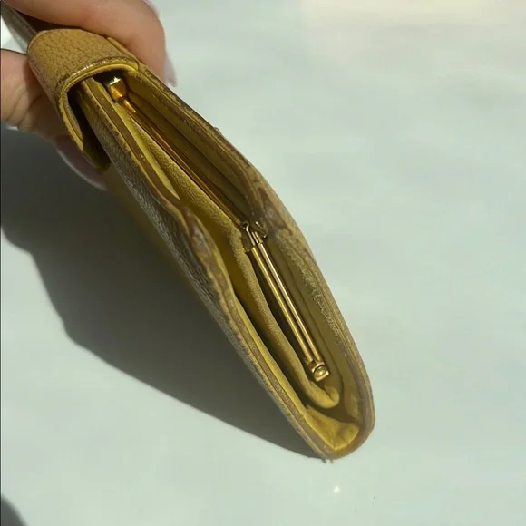 CHANEL Mustard Yellow Leather Clutch Long Wallet Gold Kisslock - Picture 15 of 16